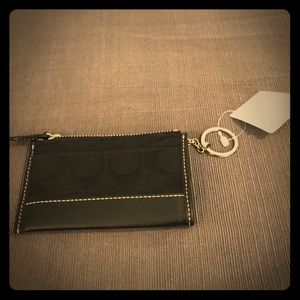 Coach signature mini skinny with key chain black